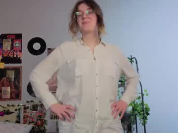 See Meganblewett online Now @ tittytap.com