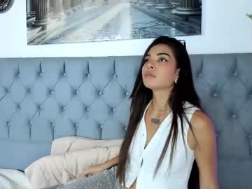 See Mhia_rosee online Now @ tittytap.com