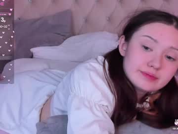 See Miriamwhite online Now @ tittytap.com