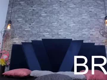 See Mono_blonde online Now @ tittytap.com