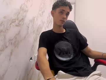 See Nathan_shimmer online Now @ tittytap.com