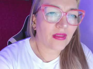 See Naty__mature_ online Now @ tittytap.com