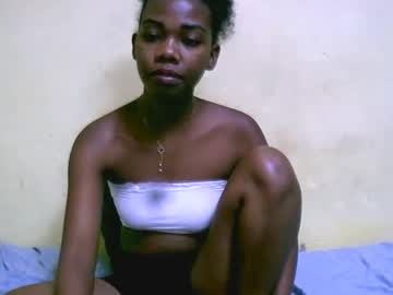 See Nickela789378 online Now @ tittytap.com