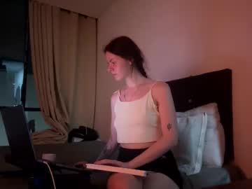See Only_sarah1 online Now @ tittytap.com