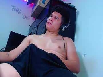See Phoenixgnz08 online Now @ tittytap.com