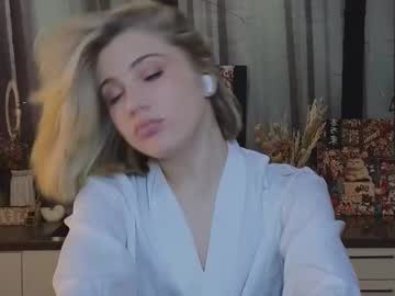 See Pinkadele online Now @ tittytap.com