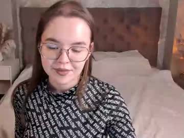 See Radiantfairy online Now @ tittytap.com