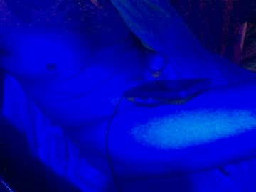 See Randybater8in online Now @ tittytap.com