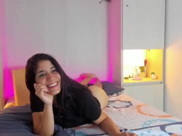 See Rileyythompson online Now @ tittytap.com