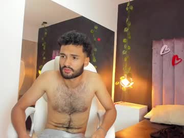 See Ryan_jackson_ online Now @ tittytap.com