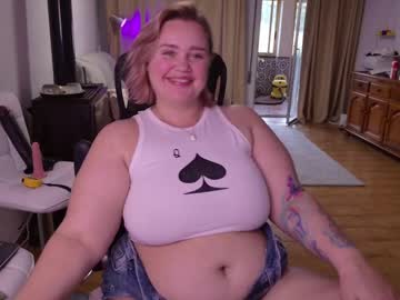See Showmebbw online Now @ tittytap.com