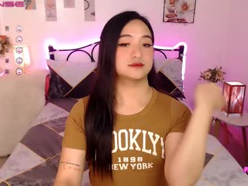 See Slave_amanda69 online Now @ tittytap.com