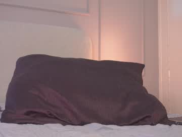 See Stefy_w online Now @ tittytap.com