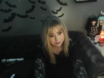 See Sugary_sweet online Now @ tittytap.com