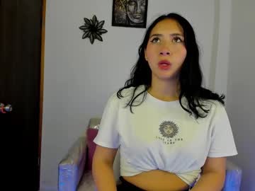 See Sweett_cora online Now @ tittytap.com