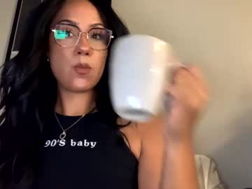 See The_dahli_mama online Now @ tittytap.com