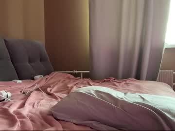 See Urdevilbaby online Now @ tittytap.com
