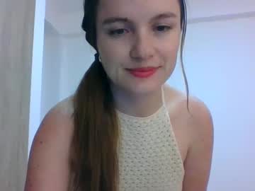 See Valeriafrannco online Now @ tittytap.com