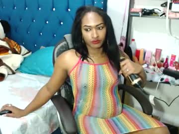 See Valeriahotye online Now @ tittytap.com