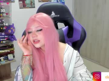 See Valkyrie_claire online Now @ tittytap.com
