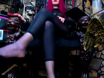 See Victoriaheller online Now @ tittytap.com