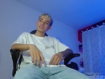 See Wesley_boy online Now @ tittytap.com