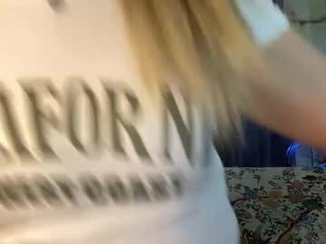 See Yvonne_guidotti online Now @ tittytap.com