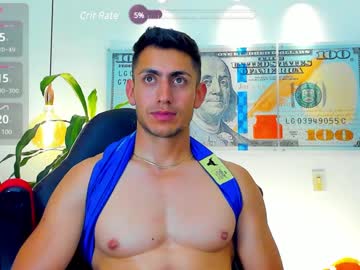See Zachpri20 online Now @ tittytap.com