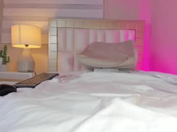 See Zoe_sky_ online Now @ tittytap.com