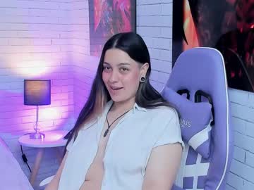 See Zoe_submissive online Now @ tittytap.com